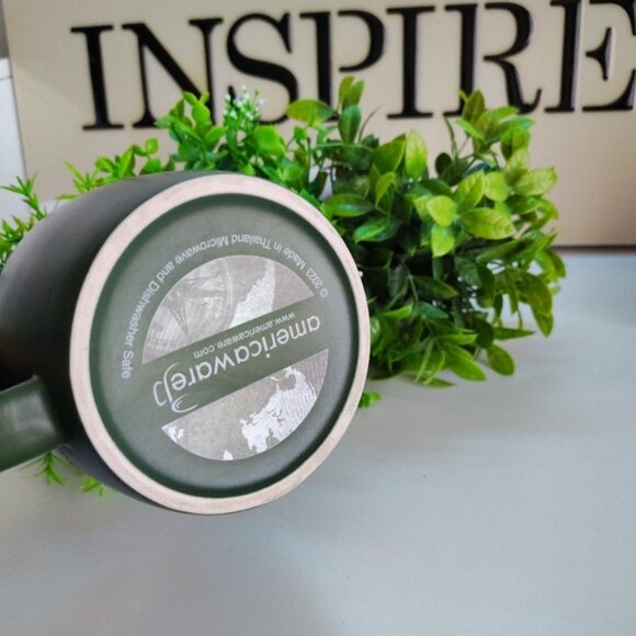 Americaware Georgia Etched Matte Stoneware Souvenir Mug | Green | 22oz - Picture 4 of 5